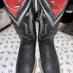 Selling Texas Country Black Boots Sz9