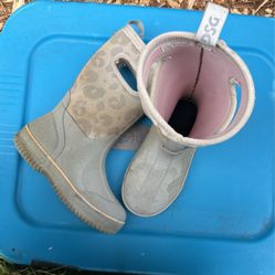 Girls Size 1 DSG Neoprene Rubber Boots