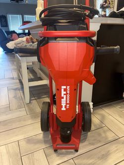 Hilti TE 3000-AVR Electric Demolition Hammer