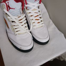 Jordan Retro 5 Fired Red Size 8.5men