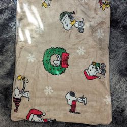 Berkshire Christmas Snoopy Blanket 
