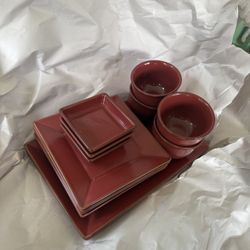 Japanese Dinnerware Set 