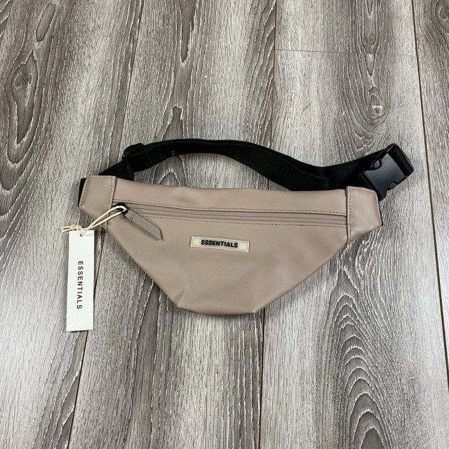 ESSENTIALS fanny pack