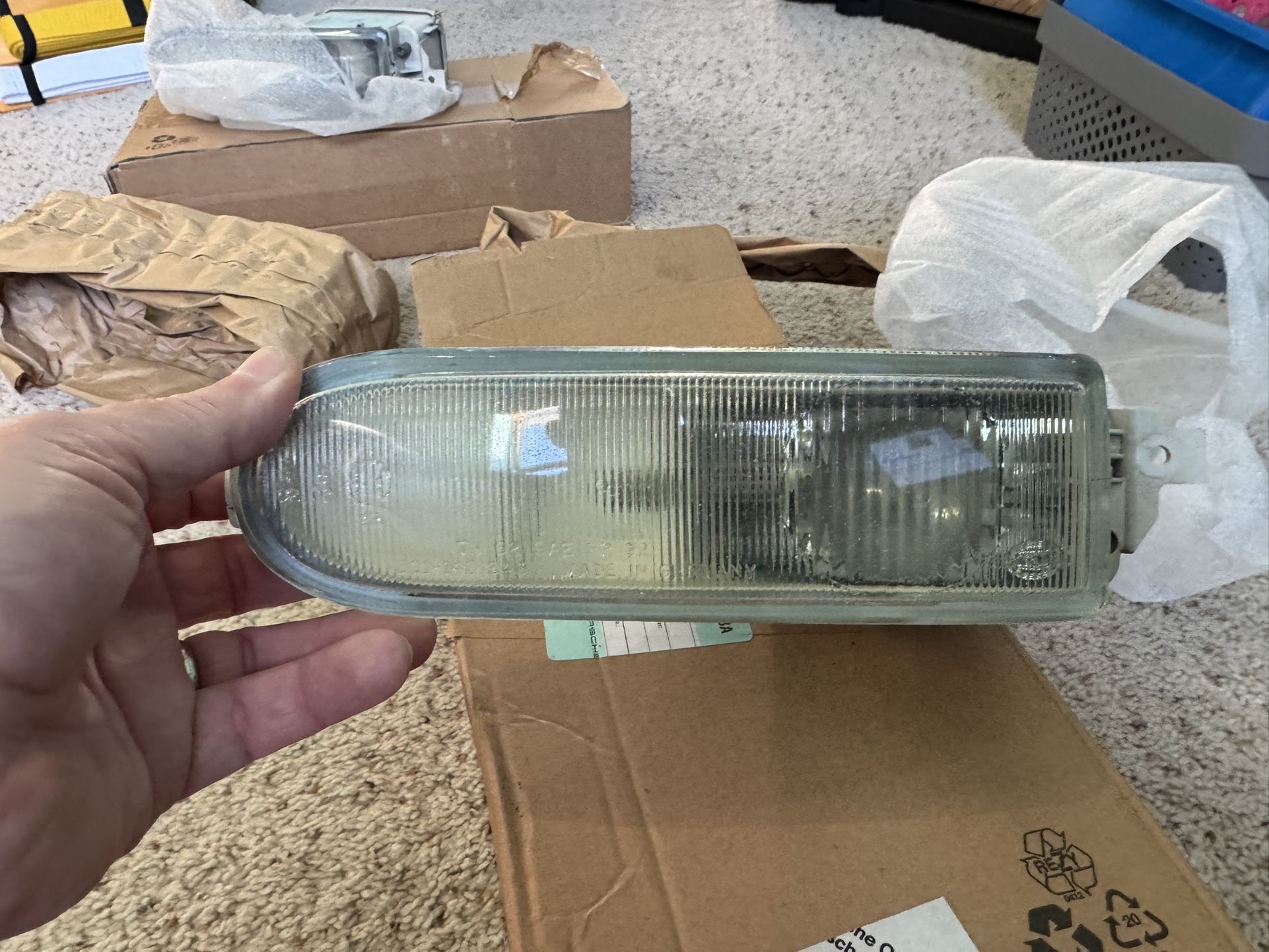 1(contact info removed) Porsche 911 993 Fog Light Right OEM Used 993 631 082 00