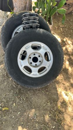 Chevrolet rims and tires