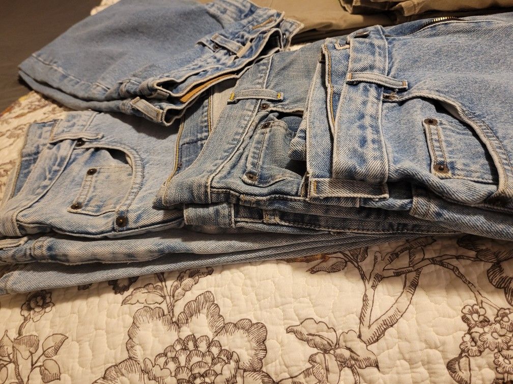 5 Pair Blue Jeans 34 X 30 Bundle ALL 45 $ Firm  Shoes