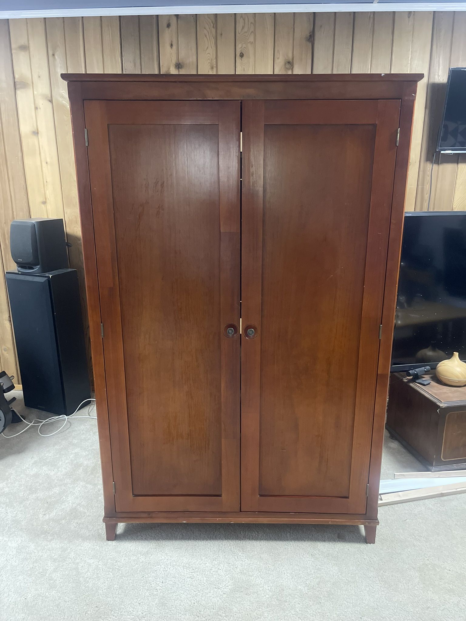 Armoire