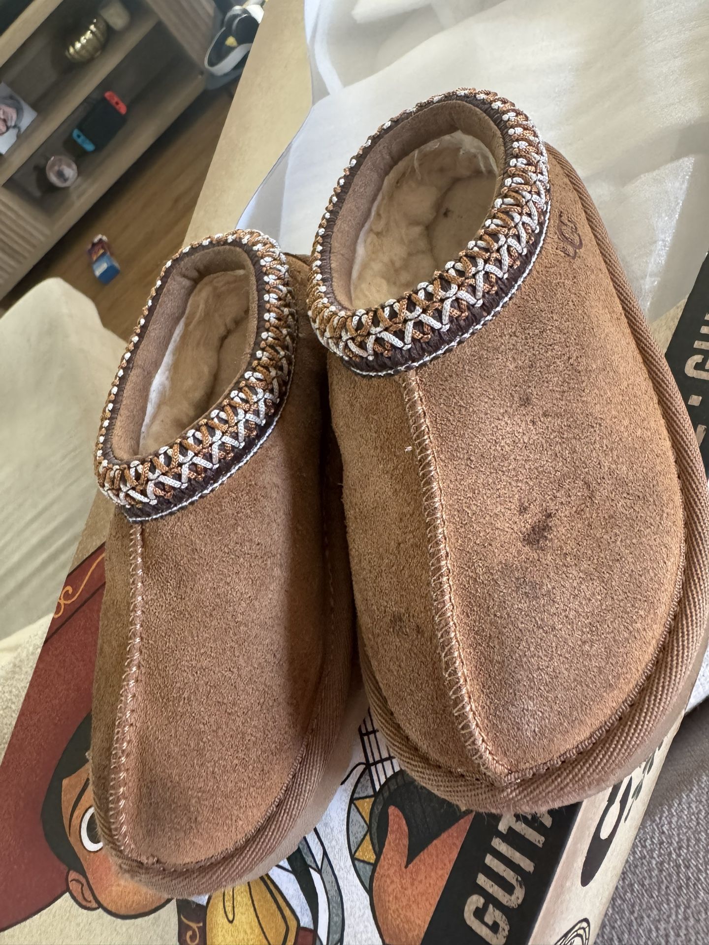 Size 10c Toddler Uggs