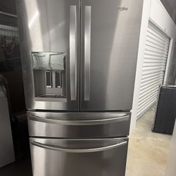 Whirlpool Refrigerator 