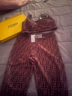 WOMANS FENDI SET