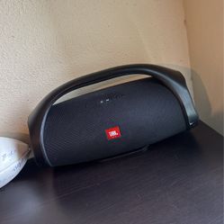 jbl boombox