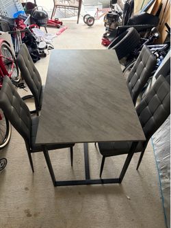 dining table with 4 chairs