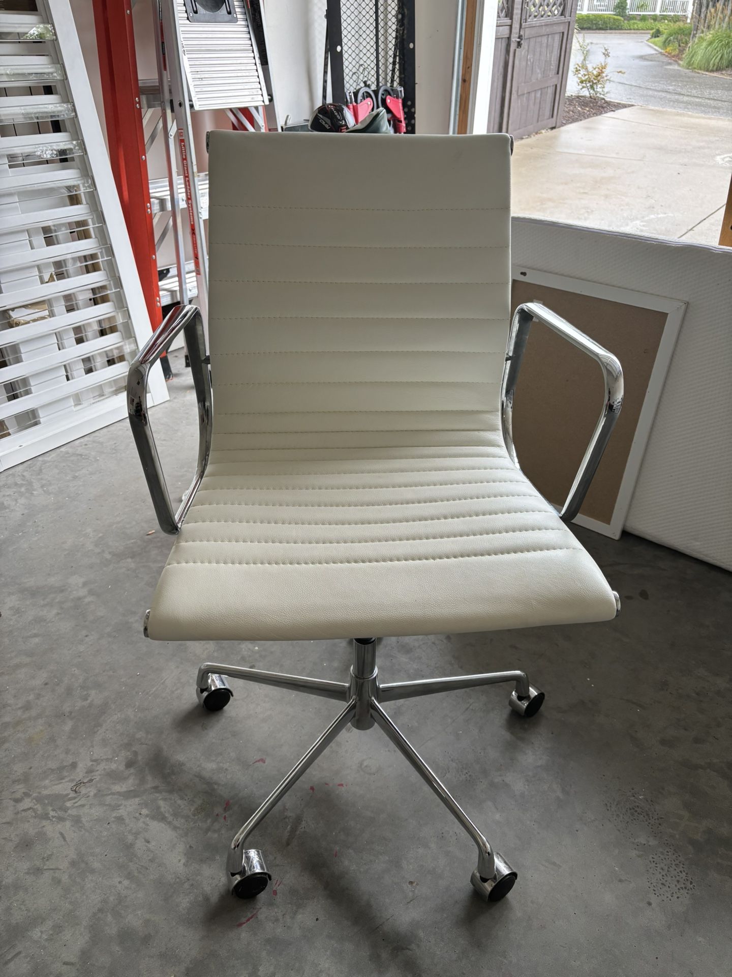 White Leather Desk Chair