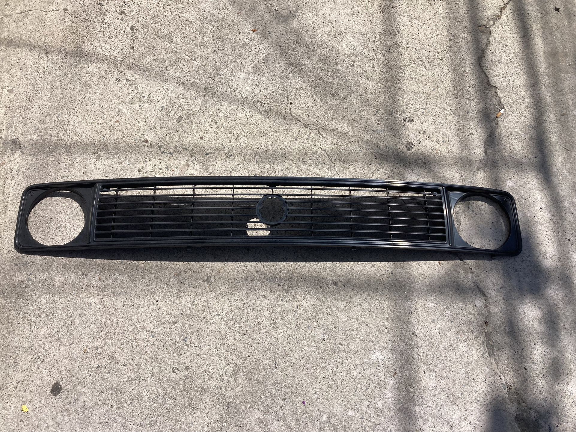 Vanagon Round Headlight Grill