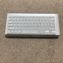Apple Wireless Keyboard Gen. 1