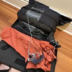 Eddie Bauer 4-Person Octagonal Dome Tent – Complete Kit – Carry Bag