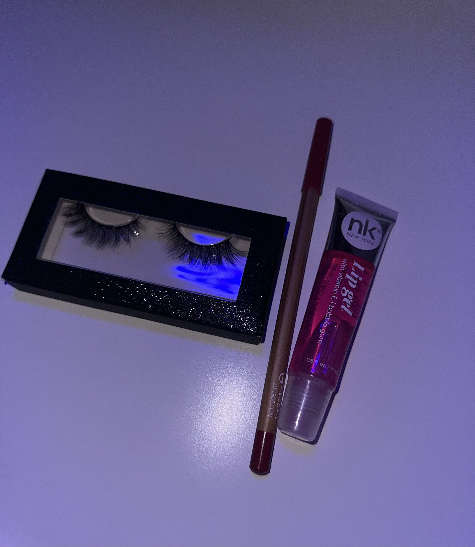 Makeup Bundle Lashes, Lipliner, And Gloss New! π