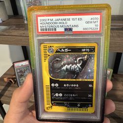 Pokemon - Houndoom Mysterious Mountains 1st Ed. PSA 10