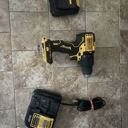 DEWALT ATOMIC 20V MAX Brushless Cordless 1/2in. Dril