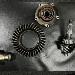 Ford 9” Gears
