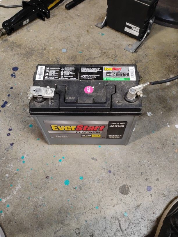 AGM Battery