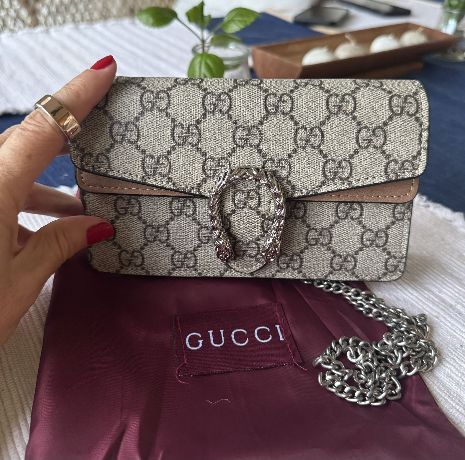 Gucci Wallet Whith Chain