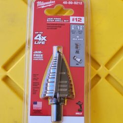 Milwaukee
7/8 in. - 1-3/8 in. #12 Black Oxide Step Drill Bit (5-Steps)