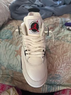 Air Jordan 4 Retro Sneaker