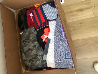 Boy clothing Lot size 6/7 small