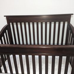 Baby Crib Brown Color +Matres