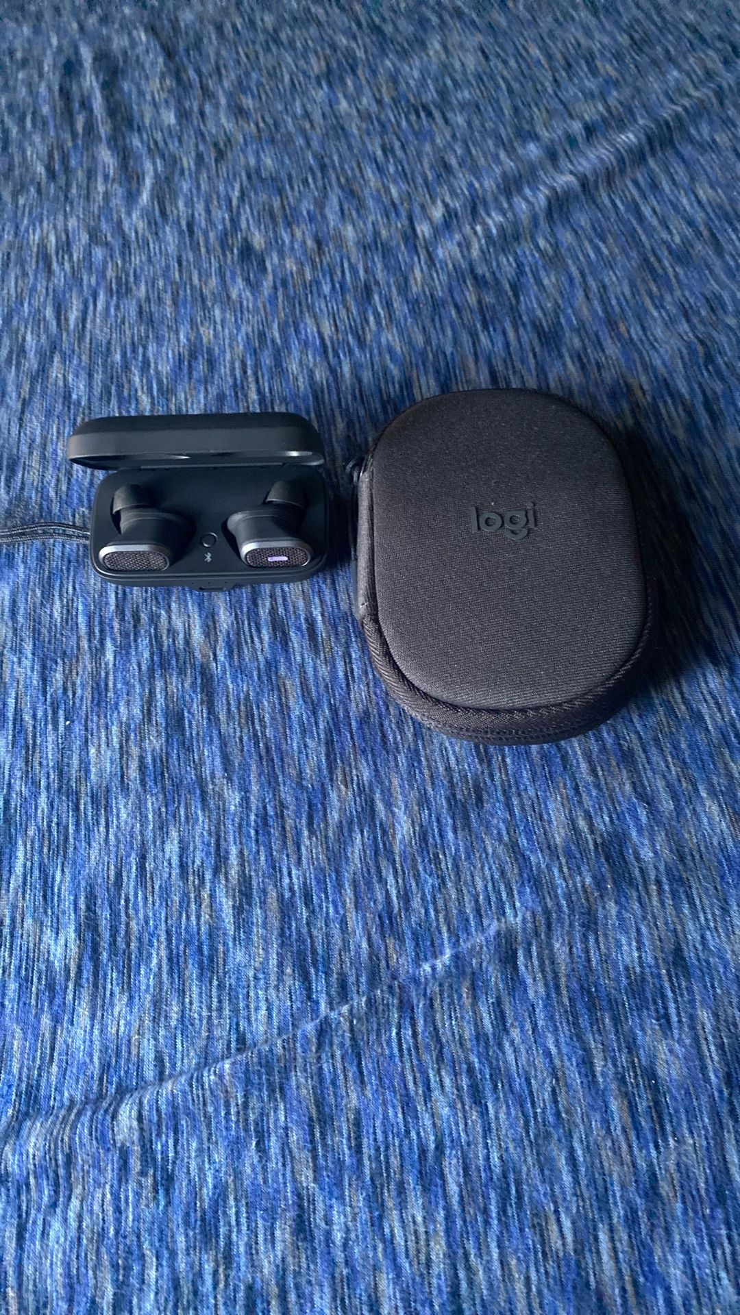 Logitech Wireless Earbuds