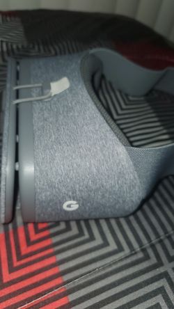 Google - Daydream View VR Headset - Slate Thumbnail