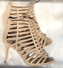 Nude/Beige Heels