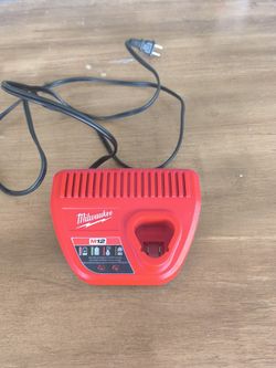 M12 Milwaukee Charger