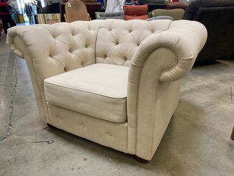 Ivory Tufted Chesterfield Accent Chair