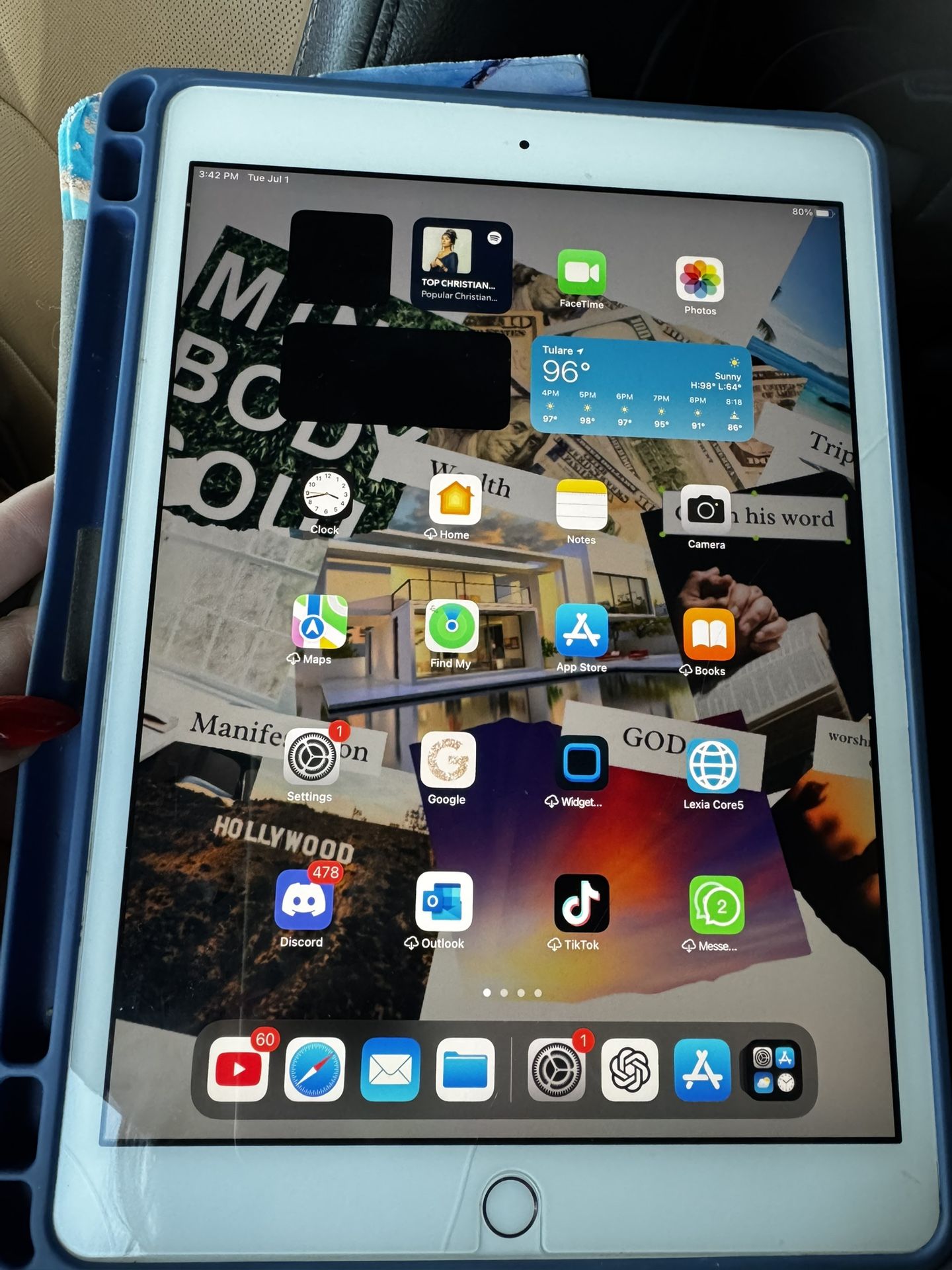 iPad 7th gen.