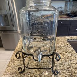 Beverage dispenser and Rack