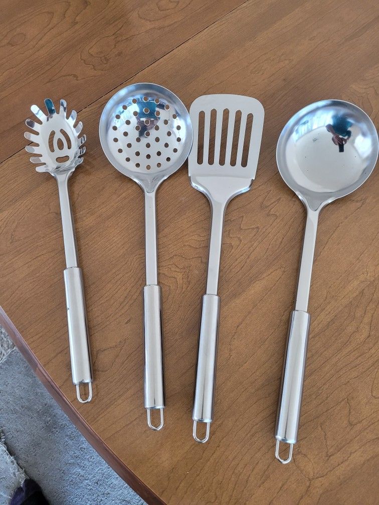 New Stainless Steel Utensils Set
