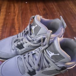 Jordan 4 cool grey