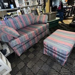 VTG Pinstriped Couch & Ottoman – The Statement Piece Your Space Needs!