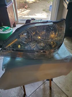 Lexus Headlight