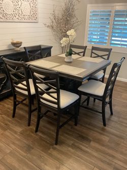Dinning Table