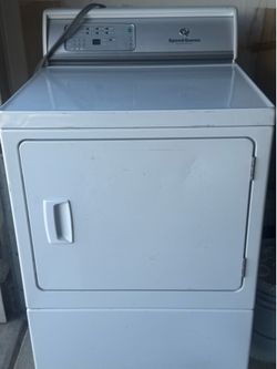 Speed Queen Commercial Dryer model: adee8rgs173tw01 s: 1(contact info removed)56