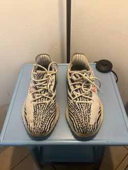 Yeezy v2 Zebra