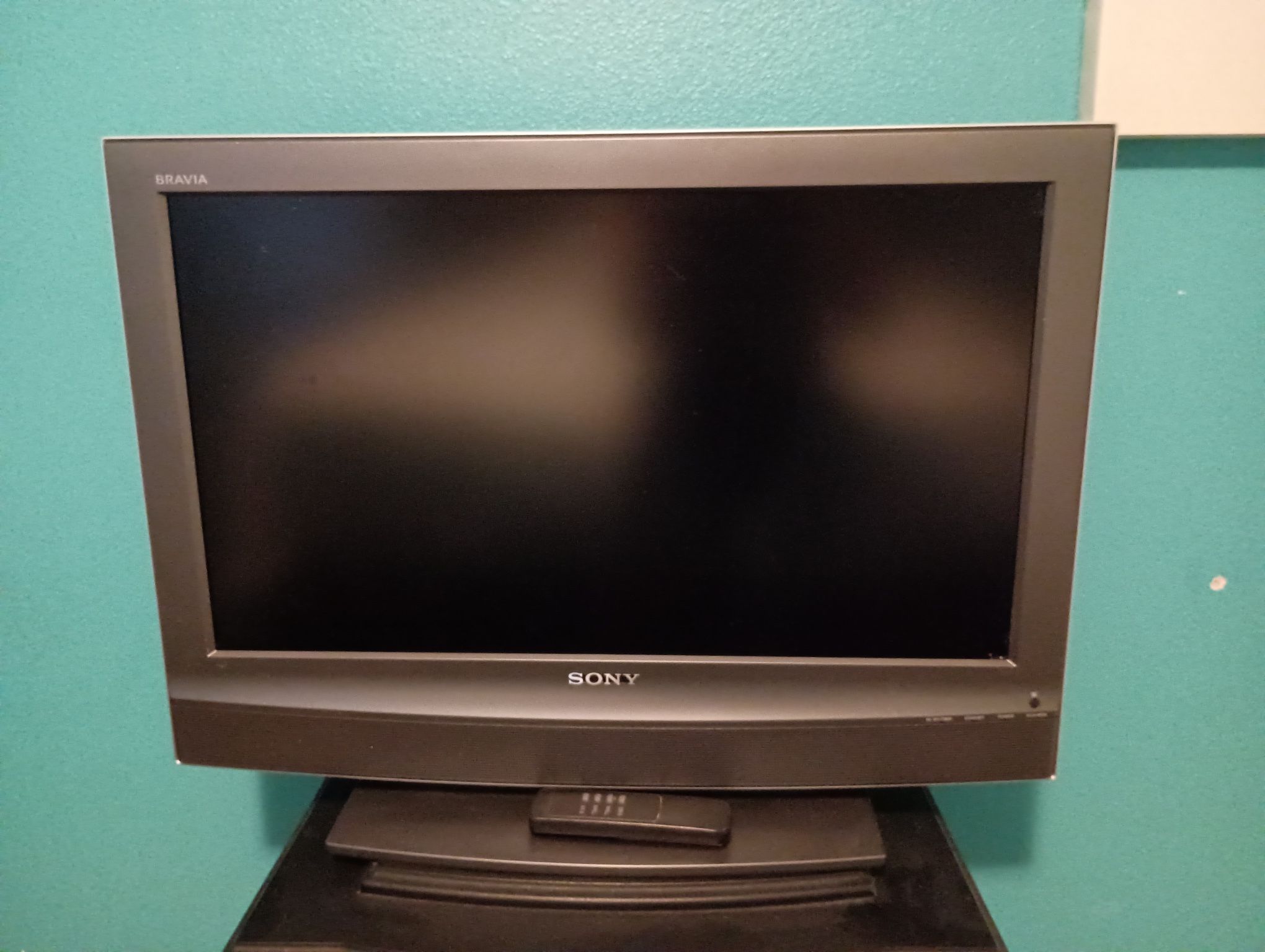 TV (18x26)