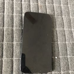 iPhone 14 e sim 