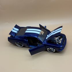 Jada Toys 33(contact info removed) Shelby Gt-500 1/24 Scale Die Cast Car(Selections May Vary)