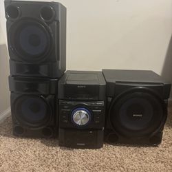 Sony MHC-EC909iP Mini Hi-Fi Component System