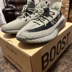 Yeezy 350 V2 Granite