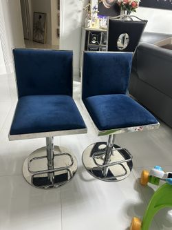 Sillas De Caunter 95 Cada Una Area De Kendall Precio Original 495.00